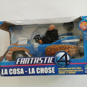 GIOCHI PREZIOSI - LA COSA PERSONAGGIO DEI FANTASTICI 4 con AUTOMOBILE CON LUCI E SUONI - ANNO 2005